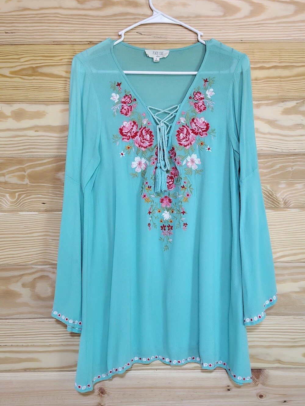 Peach Love California Aqua Lace-Up Embroidered Long-Sleeve Tunic Top Small Boho